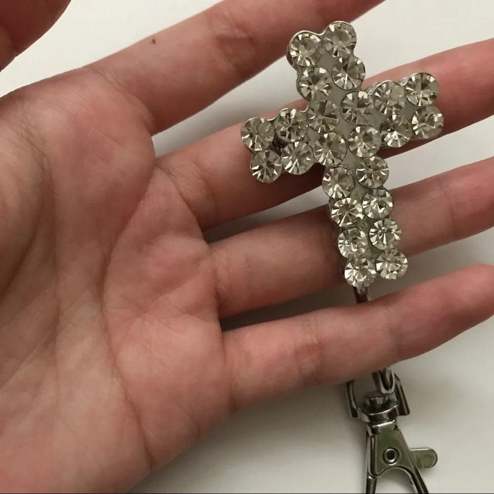 NWOT Crystal bag charm key finder